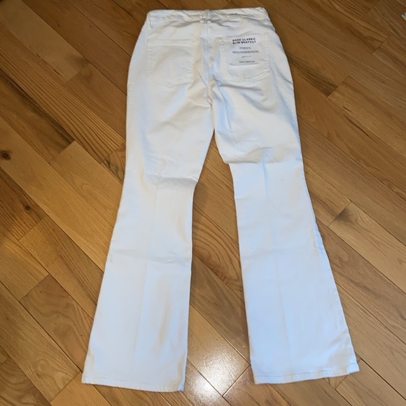 NWT Good American Good Classic Boot Jeans in White with patch pockets size 10/30 - Picture 11 of 14